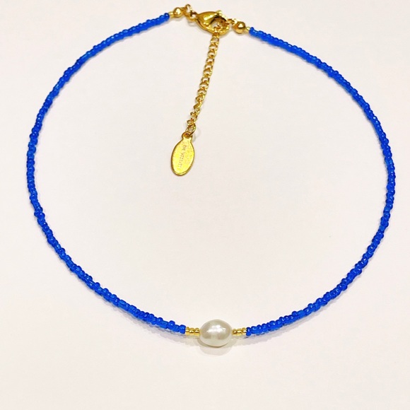 Natural fresh water Pearl & royal blue glass seed bead necklace - Picture 3 of 4